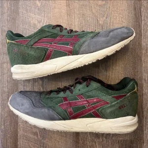 Asics Gel Saga Christmas Tree Dark Green Burgundy