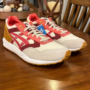 ASICS Gel Saga HN532 0223 shoes sneakers new 2015 Off White Red Mens Size 11