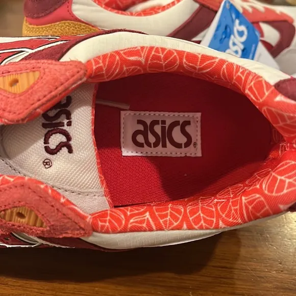 ASICS Gel Saga HN532 0223 shoes sneakers new 2015 Off White Red Mens Size 11