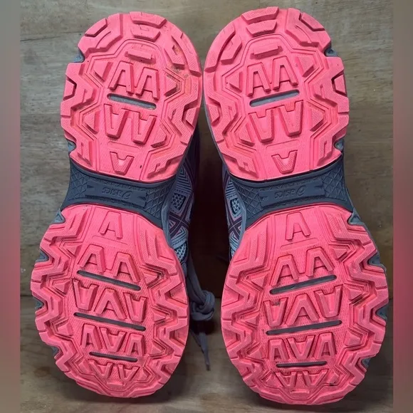 Asics Gel Venture 8 Womens Size 6 Trail Running Shoes Sneakers Gray Pink