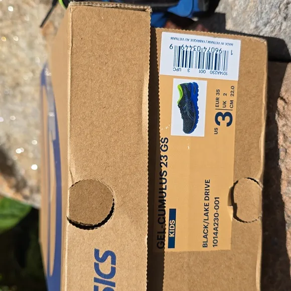 Asics Kids Gel-Cumulus 23 GS Running Shoes black/lake drive Size 3**