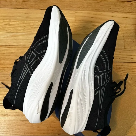 ASICS men’s gel nimbus 26 black white running shoes sneakers size 10