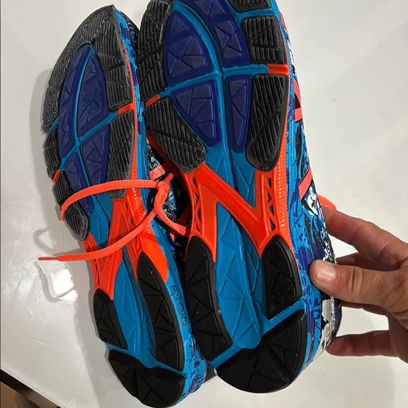 ASICS Men's Gel-Noosa Tri 11 Competition Running Shoes, Blue size 10.5 New
