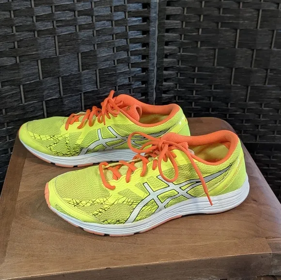 ASICS Men's Neon Yellow Running Shoes Sz 11.5 Gel Hyper Speed 7  Exc. Used Cond.