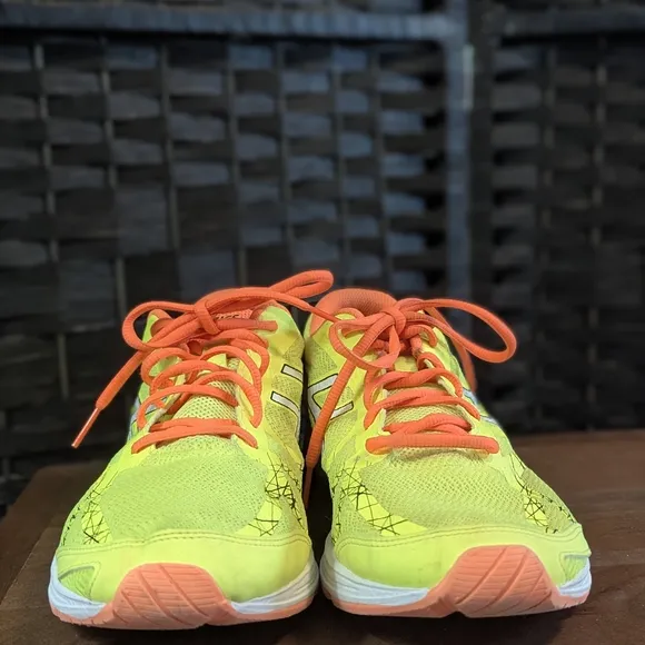 ASICS Men's Neon Yellow Running Shoes Sz 11.5 Gel Hyper Speed 7  Exc. Used Cond.
