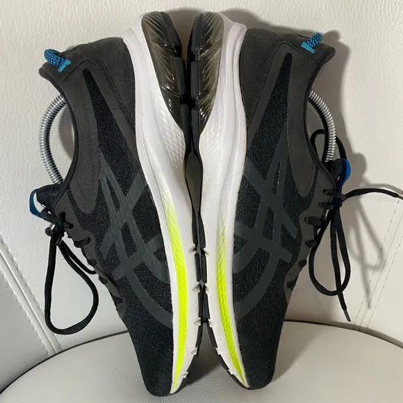 ASICS Men's Size 10 Gel-KUMO Lyte 2 Black/Digital Aqua Running Shoe 1011B043