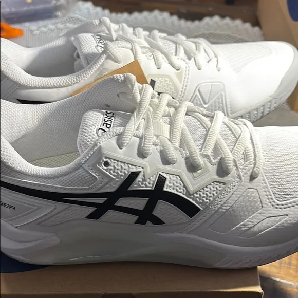 ASICS Men's White and Black Sneakers gel challengers 13
