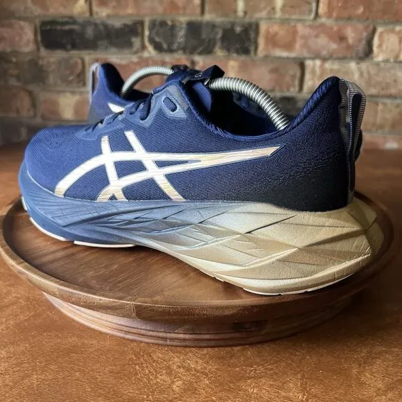 ASICS Novablast 4 Platinum Blue Expanse Champagne Shoes Sneakers Men's 10.5