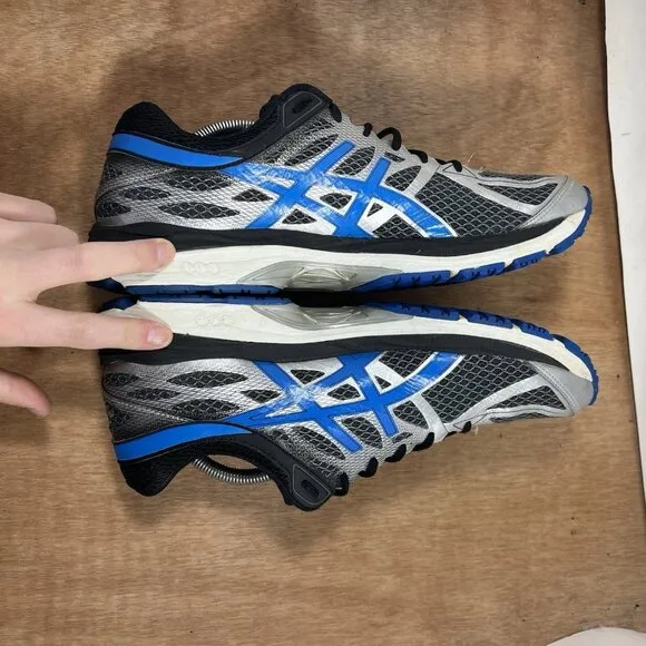 ASICS T5D3N Gel-Cumulus 17 Men Size 11.5 Shoes Gray Synthetic Running Sneakers