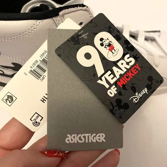 ASICS Tiger x Disney 90th Anniversary Mickey Mouse Sneakers Mens 11.5 FLAWED