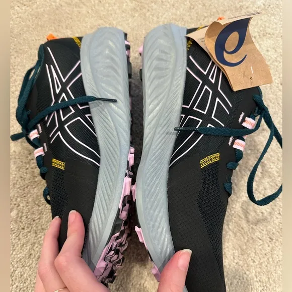 ASICS WOMEN'S ASICS GEL EXCITE TRAIL 2 RUNNING SHOES black/light ube 11 NWT