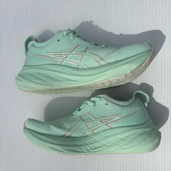 Asics Womens Gel Nimbus 26 1012B601 Green Running Shoes Sneakers Size 7.5