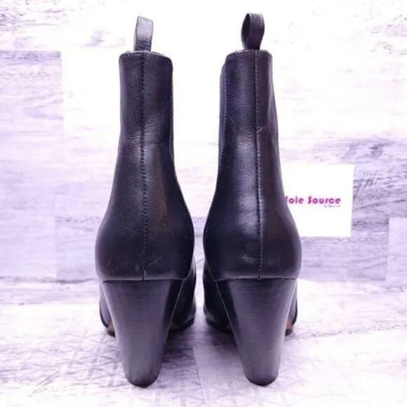Aska Cone Heeled Pointed Pull on Leather Chelsea Boot Black sz 38 Women's sz 8
