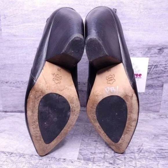 Aska Cone Heeled Pointed Pull on Leather Chelsea Boot Black sz 38 Women's sz 8