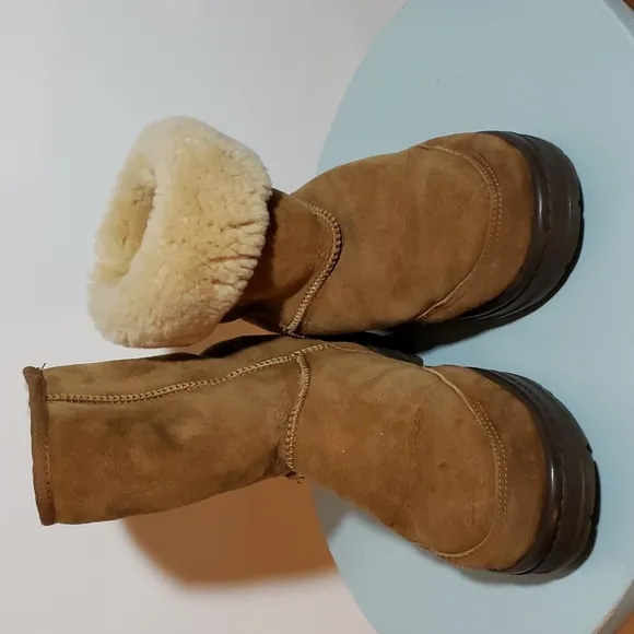 Australian Boot Company MENS /UNISEX Chestnut Suede/Sheepskin Boots