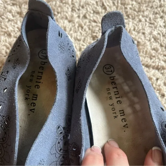 Bernie Mev New York leather slide on shoes