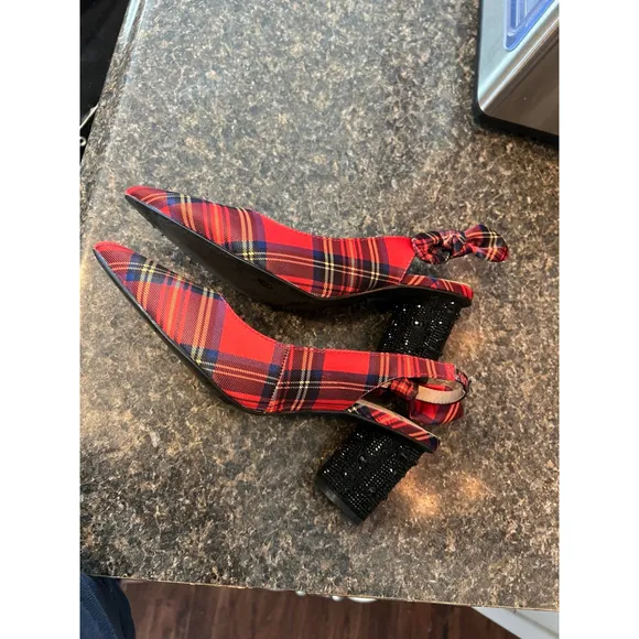 Betsey Johnson Red Plaid Cylinder Heel Holiday Shoes With a Bow 8 Wide
