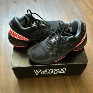 Big Kids Adidas Sz 7 Marvel x D.O.N. Issue 2 Venom basketball shoes new inserts