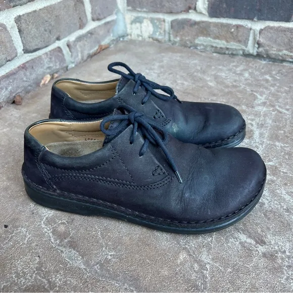 Birkenstock Memphis Black Suede Shoes Sz 40