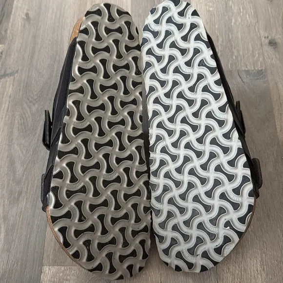 Birkenstock Mule Arizona Rubberized Black
