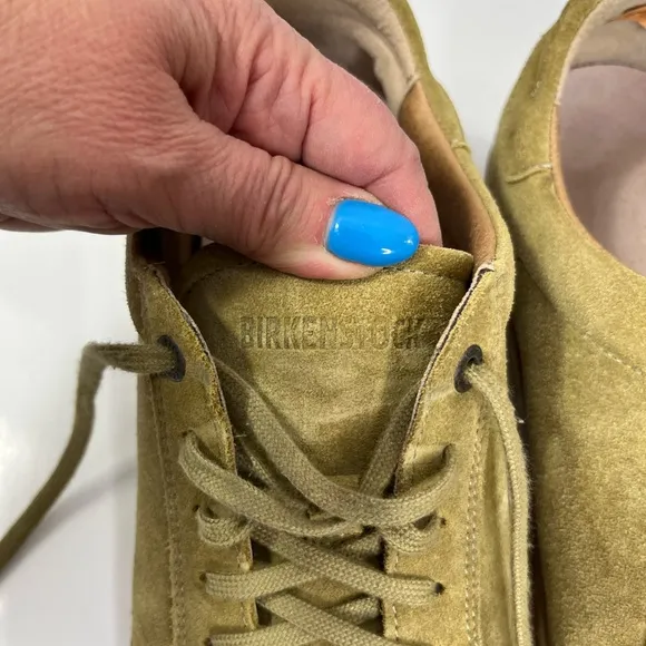 Birkenstocks light green suede athletic shoes, Bend Low Decon. euro size 43