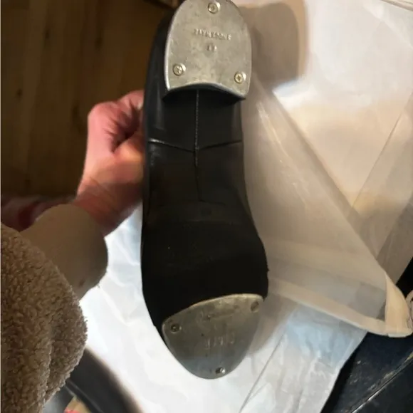 BLOCH Ladies 9.5 Tap Flex Slip On Black Leather Tap Shoes