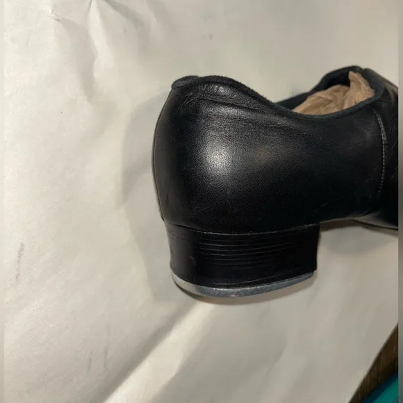 BLOCH Ladies 9.5 Tap Flex Slip On Black Leather Tap Shoes