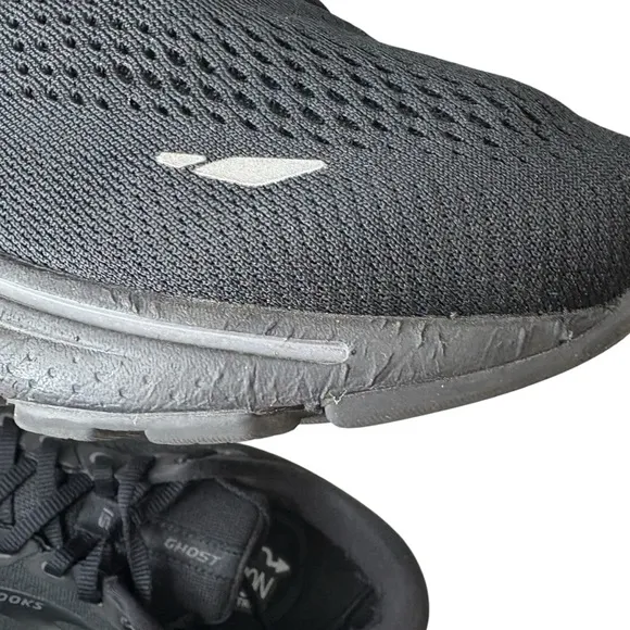 Brooks Ghost 15 Running Shoes