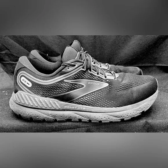 Brooks GTS 23 Men’s Running Shoes – Size 10.5 M – Black &amp; Gray – Preowned
