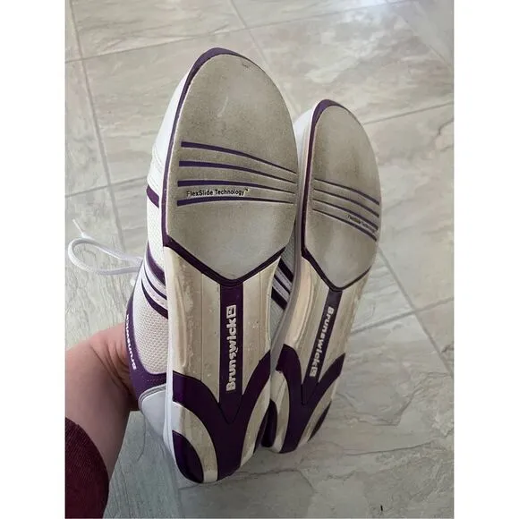 Brunswick White And Purple Bowling Shoes Woman’s Size 9.5 Flex Slide Technology