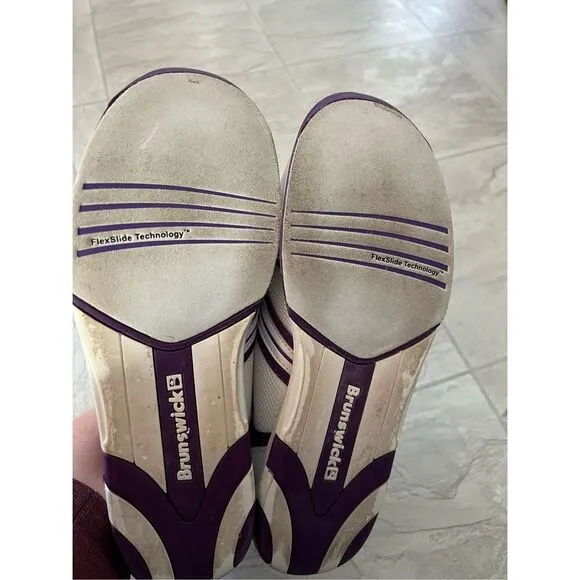 Brunswick White And Purple Bowling Shoes Woman’s Size 9.5 Flex Slide Technology