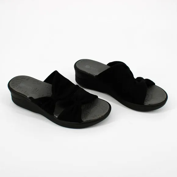 Bzees Smile More Wedge Slide Sandal Womens Size 11 in Black Texture NEW