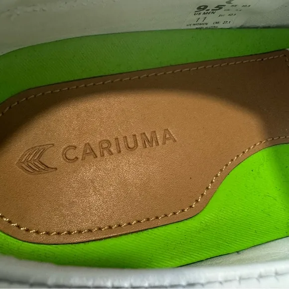 Cariuma Catiba Low NWOT Men’s size 9.5 White Leather Low Profile Sneakers
