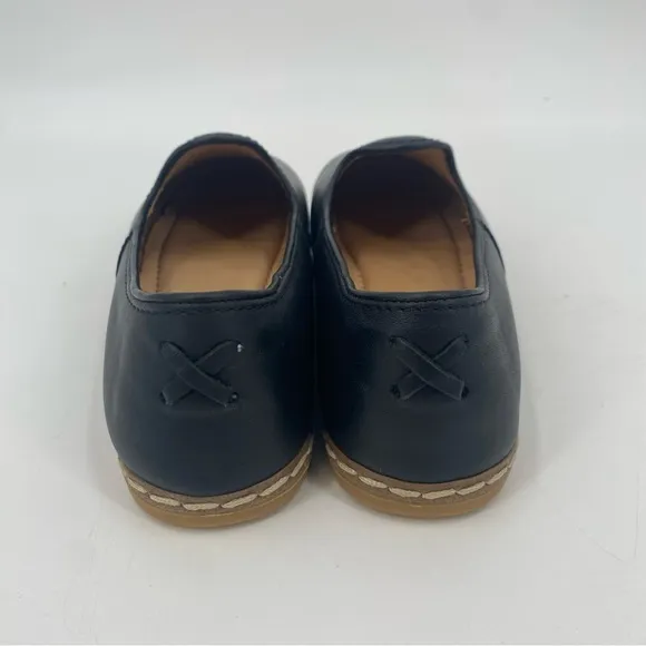 Charix Black Leather Slip On Loafer Flats Size 38