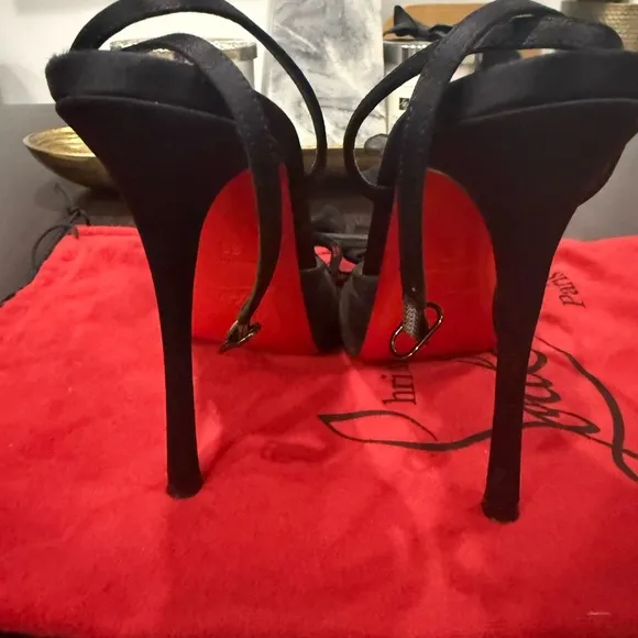 Christian Louboutin artydiva 120mm black 38