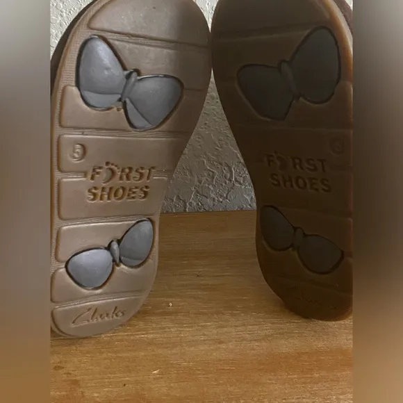 CLARKS NEW FIRST SHOES BABY GIRL MUSHROOM SUEDE ZIP-UP BOOTS US 5.5