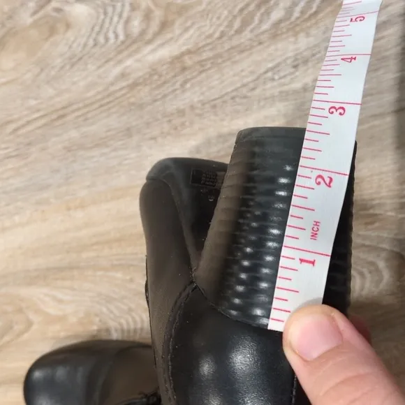 Clarks Women's Black Heeled Shoes Size 7M