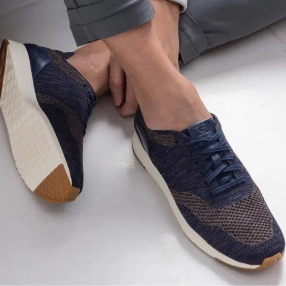 Cole Haan - men’s Grandpro Runner stitchlite low top sneakers navy/tan shoes 9‎