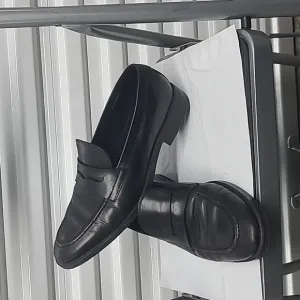 Cole Haan  MensSize 11.5  Medium Shoes Black LeatherSlip On Penny Loafer