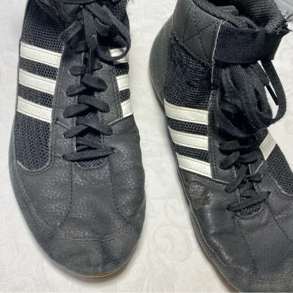 Cool Adidas Wrestling Shoes Men’s 7 Black and White Barefoot Ankle Boots Thin