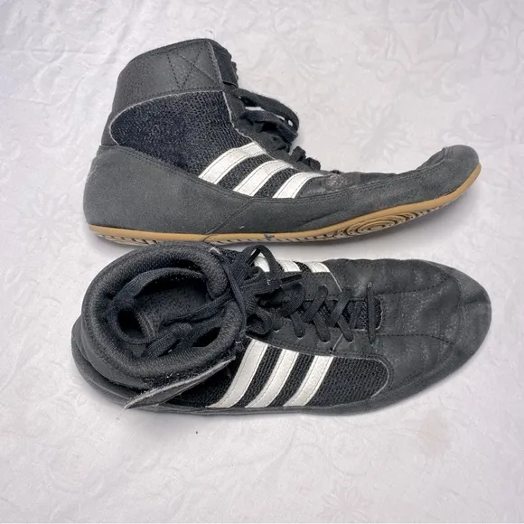 Cool Adidas Wrestling Shoes Men’s 7 Black and White Barefoot Ankle Boots Thin