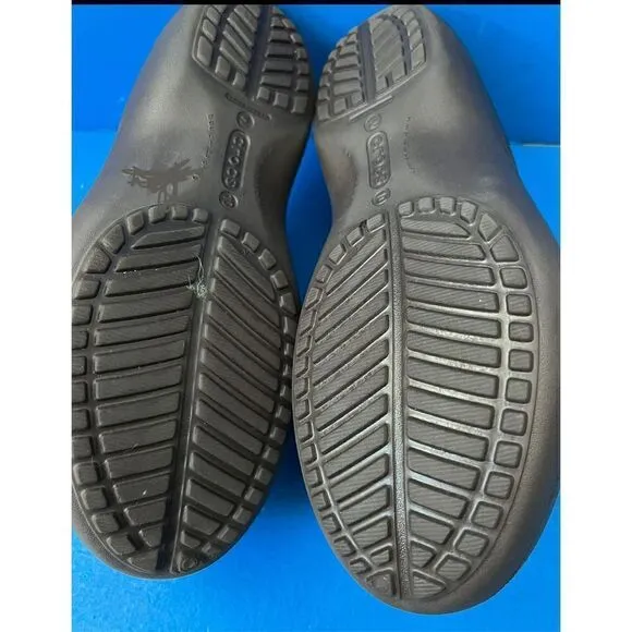 Crocs Womens Mule Clog Shoes Brown Comfort Round Toe Slides Slip Ons Size 10