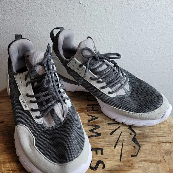 Cu4tro striker gray on gray sneakers