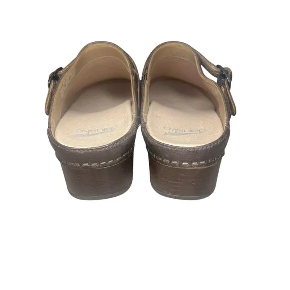Dansko Women’s 7 Berry Clogs Brown Leather Slingback Mule Comfort Shoes