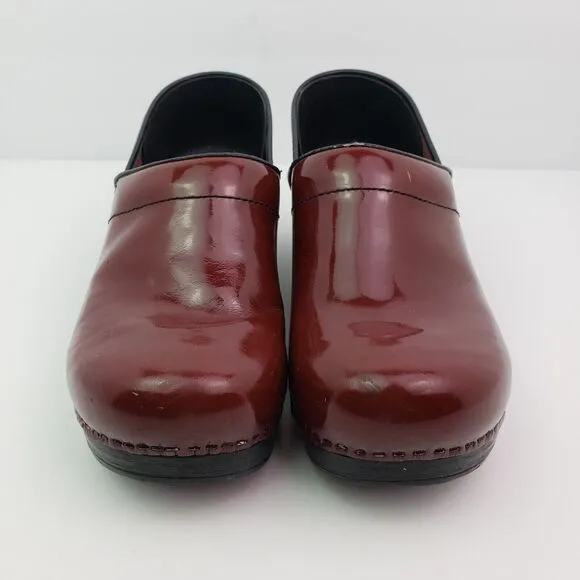 Dansko Womens Size EU 41 US 10.5-11 Red Shinny Slip On Comfort Work Clog Shoes