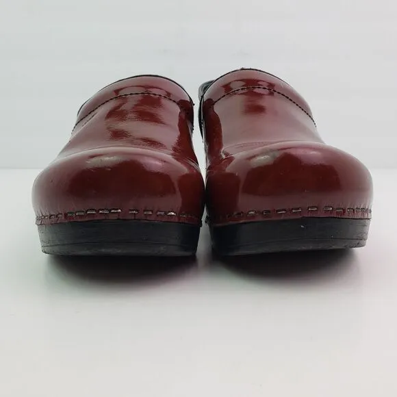 Dansko Womens Size EU 41 US 10.5-11 Red Shinny Slip On Comfort Work Clog Shoes