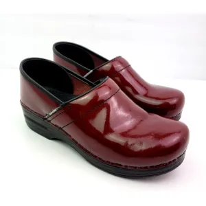 Dansko Womens Size EU 41 US 10.5-11 Red Shinny Slip On Comfort Work Clog Shoes