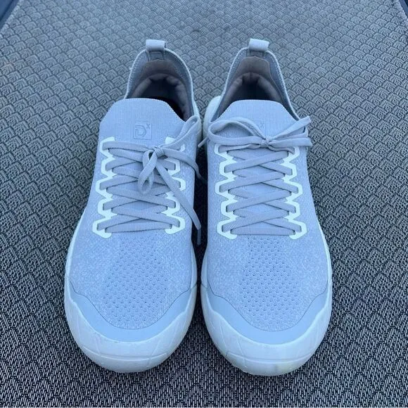 Deckers Lab Comfort Women’s Shoes Sz 8.5 Grey &amp; White