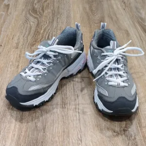 D'Lites Skechers Gray Women's Sneakers Size 6.5