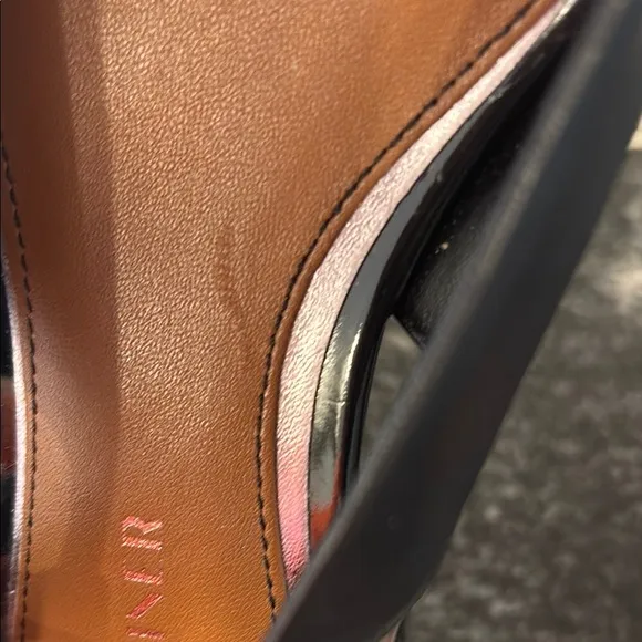 Donald Pliner Davina Leather Slingback Cap Toe Pumps – Size 8